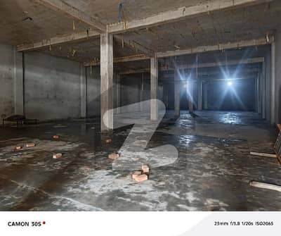 سندر سمال انڈسٹریل اسٹیٹ 2 لاہور میں 2 کنال فیکٹری 2.5 لاکھ میں کرایہ پر دستیاب ہے۔