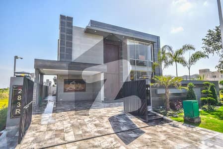 ڈی ایچ اے فیز 7 ڈیفنس (ڈی ایچ اے),لاہور میں 5 کمروں کا 1 کنال مکان 7.65 کروڑ میں برائے فروخت۔