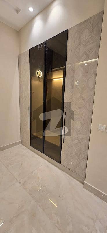 Spacious 10 Marla Full House for Rent | DHA Phase 5, Lahore Spacious 10 Marla Full House for Rent | DHA Phase 5, Lahore