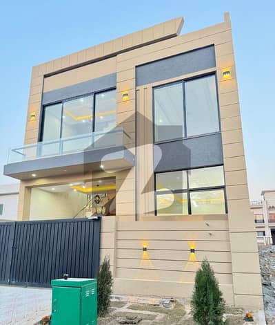 فیصل مارگلہ سٹی بی ۔ 17,اسلام آباد میں 4 کمروں کا 5 مرلہ مکان 2.1 کروڑ میں برائے فروخت۔ فیصل مارگلہ سٹی بی ۔ 17,اسلام آباد میں 4 کمروں کا 5 مرلہ مکان 2.1 کروڑ میں برائے فروخت۔