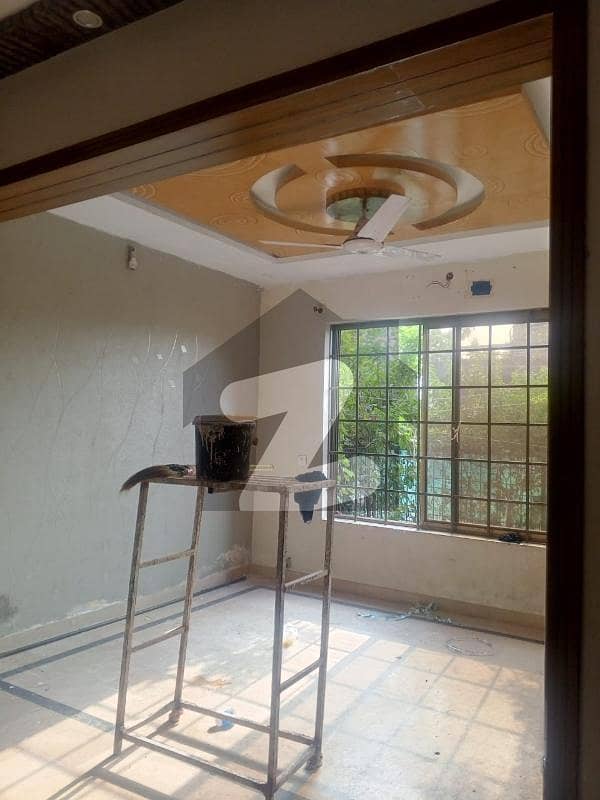 رِیور گارڈن اسلام آباد میں 2 کمروں کا 7 مرلہ زیریں پورشن 52.0 ہزار میں کرایہ پر دستیاب ہے۔ رِیور گارڈن اسلام آباد میں 2 کمروں کا 7 مرلہ زیریں پورشن 52.0 ہزار میں کرایہ پر دستیاب ہے۔