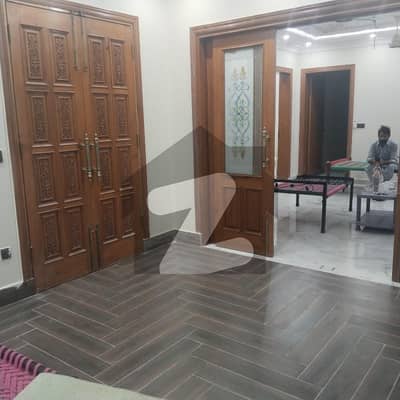 5 MARLA UPPER PORTION AVAILABLE FOR RENT