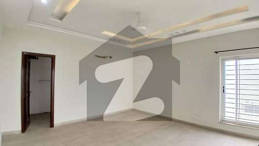 One kanal double unit well maintained neat and clean House For Rent