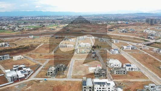 One Kanal 50*90 Heighted Location Residential Plot for Sale in 09 Police Foundation