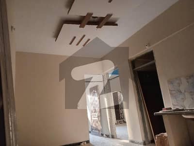 اللہ والا ٹاؤن کورنگی,کراچی میں 3 کمروں کا 3 مرلہ فلیٹ 40.0 لاکھ میں برائے فروخت۔ اللہ والا ٹاؤن کورنگی,کراچی میں 3 کمروں کا 3 مرلہ فلیٹ 40.0 لاکھ میں برائے فروخت۔