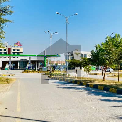 SUN FACE 25x40 PLOT IN D-12/3 OPPOSITE TO KFC