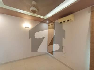 240 Sq Yard Ground + 2 floors House For Sale, Block 15, Gulistan-e-Johar ( Leased property) 240 Sq Yard Ground + 2 floors House For Sale, Block 15, Gulistan-e-Johar ( Leased property)