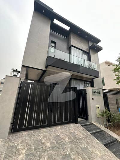 5 MARLA BRAND NEW BUNGALOW FOR RENT | DHA 9 TOWN