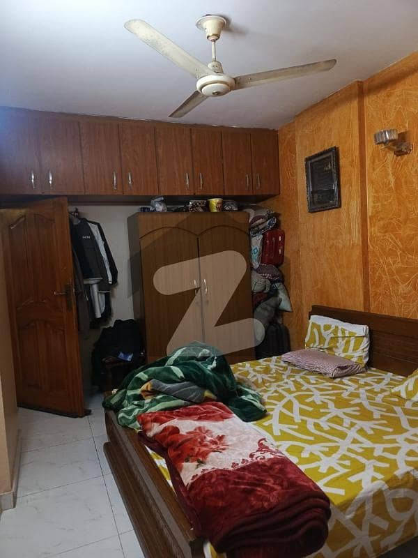 گلستانِ جوہر کراچی میں 3 کمروں کا 5 مرلہ فلیٹ 55.0 ہزار میں کرایہ پر دستیاب ہے۔ گلستانِ جوہر کراچی میں 3 کمروں کا 5 مرلہ فلیٹ 55.0 ہزار میں کرایہ پر دستیاب ہے۔