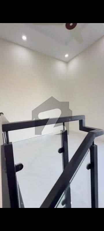 اتحاد ٹاؤن فیز ١ اتحاد ٹاؤن,رائیونڈ روڈ,لاہور میں 4 کمروں کا 5 مرلہ مکان 2.6 کروڑ میں برائے فروخت۔ اتحاد ٹاؤن فیز ١ اتحاد ٹاؤن,رائیونڈ روڈ,لاہور میں 4 کمروں کا 5 مرلہ مکان 2.6 کروڑ میں برائے فروخت۔