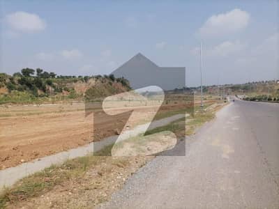 DHA Valley - Bluebell Sector Commercial Plot For sale Sized 4 Marla