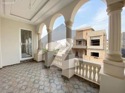 Prime Location sale A House In Park View City Prime Location