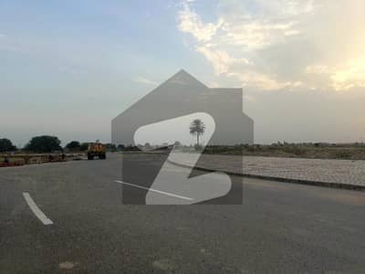 ایل ڈی اے سٹی فیز 1 ۔ بلاک ایل ایل ڈی اے سٹی فیز 1 - جناح سیکٹر,ایل ڈی اے سٹی فیز 1,ایل ڈی اے سٹی,ایل ڈی اے روڈ,لاہور میں 5 مرلہ رہائشی پلاٹ 44.0 لاکھ میں برائے فروخت۔