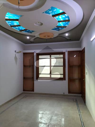 240 sq yards beutyfull portion for rent in kaneez fatima society