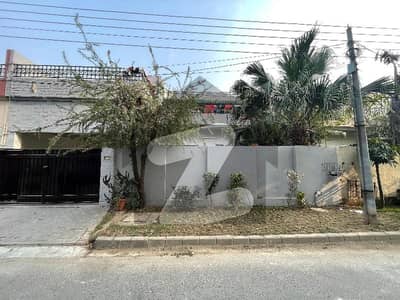 12-Marla 4-Bedroom's House Available For Sale in Askari-9 Lahore Cantt.