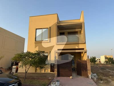 125 Square Yard LUXURY VILLA FOR SALE, In Precinct-27 Near LONDON BRIDGE &Amp; JINNAH AVENUE. A-PLUS Construction. 3/4 Bedrooms, DDL. 10min Drive From Main Gate Of BTK. All Aminities Nearby, Including PARK, MOSQUE, SCHOOLS, Fuel Pump &Amp; Commercial 125 Square Yard LUXURY VILLA FOR SALE, In Precinct-27 Near LONDON BRIDGE &Amp; JINNAH AVENUE. A-PLUS Construction. 3/4 Bedrooms, DDL. 10min Drive From Main Gate Of BTK. All Aminities Nearby, Including PARK, MOSQUE, SCHOOLS, Fuel Pump &Amp; Commercial
