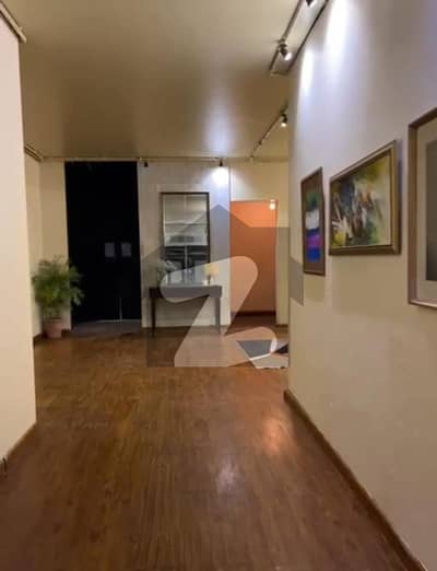 CLIFTON BLOCK 4 GROUND PORTION 4000 SQUARE FEET AVAILABLE FOR RENT