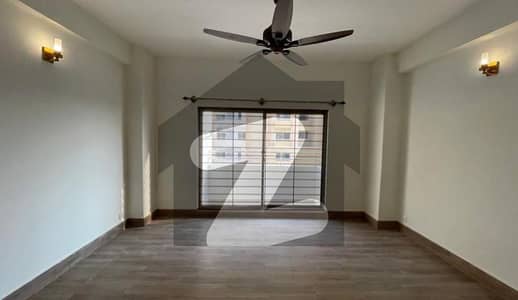 ملیر کنٹونمنٹ کینٹ,کراچی میں 4 کمروں کا 13 مرلہ فلیٹ 4.7 کروڑ میں برائے فروخت۔ ملیر کنٹونمنٹ کینٹ,کراچی میں 4 کمروں کا 13 مرلہ فلیٹ 4.7 کروڑ میں برائے فروخت۔