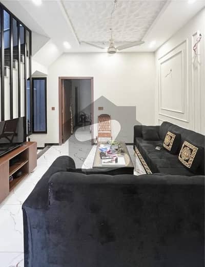 ایلیٹ وِلاز بیدیاں روڈ,لاہور میں 3 کمروں کا 3 مرلہ مکان 1.05 کروڑ میں برائے فروخت۔