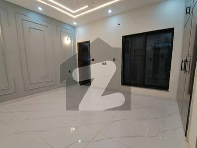 Prime Location 20 Marla House Situated In LDA Avenue For Rent