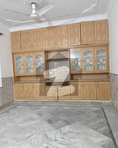 جی ۔ 11 اسلام آباد میں 4 کمروں کا 5 مرلہ مکان 1.58 لاکھ میں کرایہ پر دستیاب ہے۔