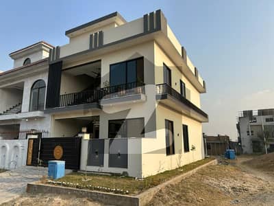 5 Marla Luxurious Short Corner House for Sale in F Block Prime Location | Demand: 2.4 Crore 5 Marla Luxurious Short Corner House for Sale in F Block Prime Location | Demand: 2.4 Crore