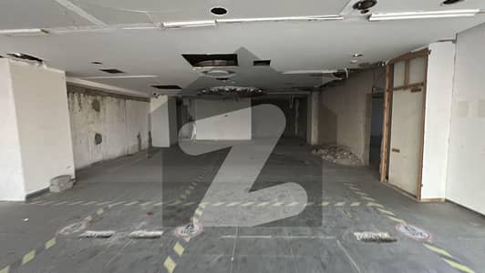 شاہراہِ فیصل کراچی میں 1 کنال دفتر 13.6 لاکھ میں کرایہ پر دستیاب ہے۔