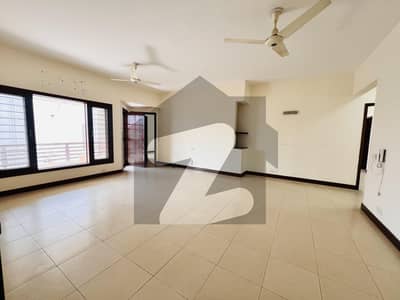 Dha Phase 8 500 Sq Yard Bungalow For Rent 2+3 Bedroom With Study Room Servants Quarter 3 Car Parking Well Maintained House