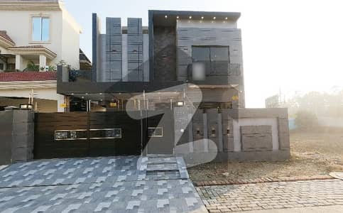 Premium Prime Location 10 Marla House Is Available For Sale In Lahore Premium Prime Location 10 Marla House Is Available For Sale In Lahore