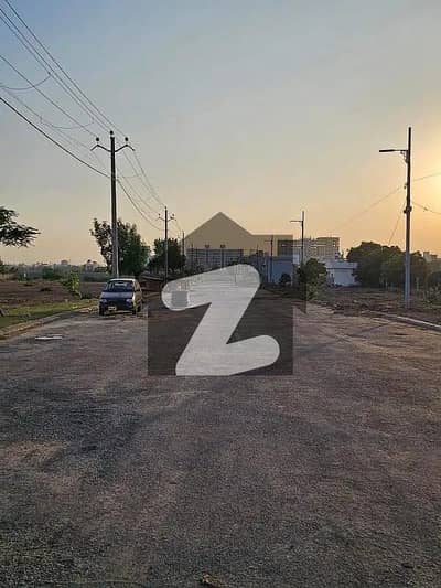 Ideally Located Prime Location Commercial Plot Of 100 Square Yards Is Available For sale In Karachi