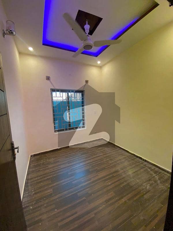 بنی گالہ اسلام آباد میں 2 کمروں کا 10 مرلہ مکان 60.0 ہزار میں کرایہ پر دستیاب ہے۔ بنی گالہ اسلام آباد میں 2 کمروں کا 10 مرلہ مکان 60.0 ہزار میں کرایہ پر دستیاب ہے۔