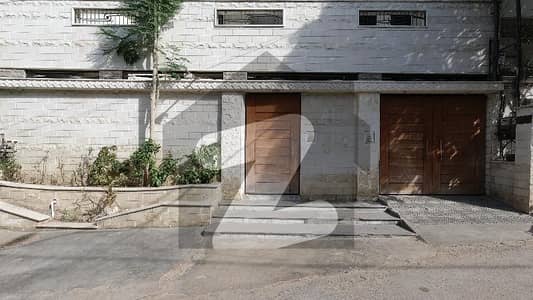 گلشنِ جمال گلشنِ اقبال ٹاؤن,کراچی میں 8 کمروں کا 10 مرلہ مکان 7.2 کروڑ میں برائے فروخت۔ گلشنِ جمال گلشنِ اقبال ٹاؤن,کراچی میں 8 کمروں کا 10 مرلہ مکان 7.2 کروڑ میں برائے فروخت۔