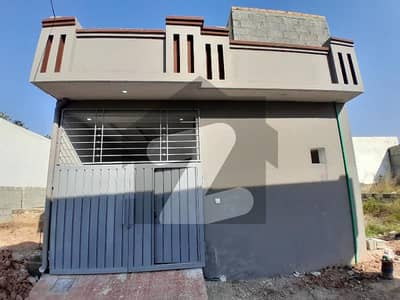 بنی گالہ اسلام آباد میں 2 کمروں کا 4 مرلہ مکان 70.0 لاکھ میں برائے فروخت۔