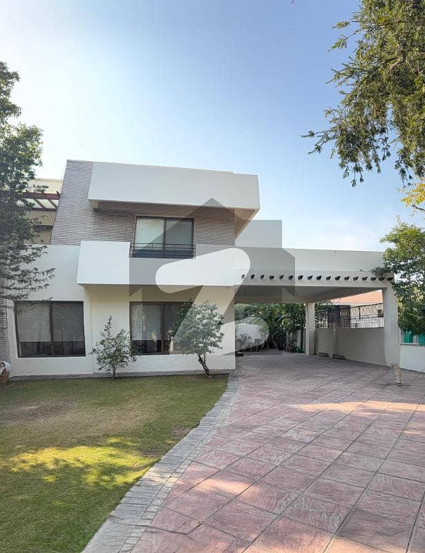 ایف ۔ 7 اسلام آباد میں 6 کمروں کا 2 کنال مکان 15.0 لاکھ میں کرایہ پر دستیاب ہے۔ ایف ۔ 7 اسلام آباد میں 6 کمروں کا 2 کنال مکان 15.0 لاکھ میں کرایہ پر دستیاب ہے۔