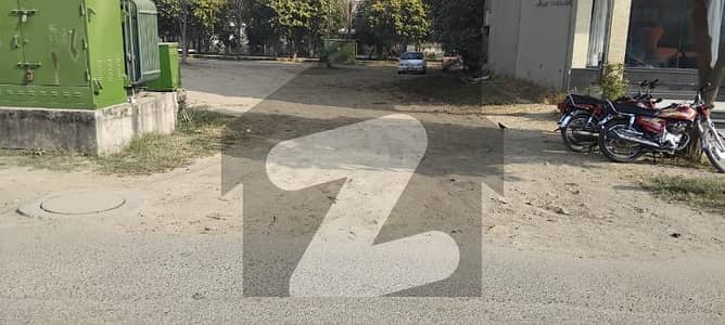 ڈی ایچ اے فیز 6 - بلاک اے فیز 6,ڈیفنس (ڈی ایچ اے),لاہور میں 4 مرلہ کمرشل پلاٹ 15.0 کروڑ میں برائے فروخت۔ ڈی ایچ اے فیز 6 - بلاک اے فیز 6,ڈیفنس (ڈی ایچ اے),لاہور میں 4 مرلہ کمرشل پلاٹ 15.0 کروڑ میں برائے فروخت۔