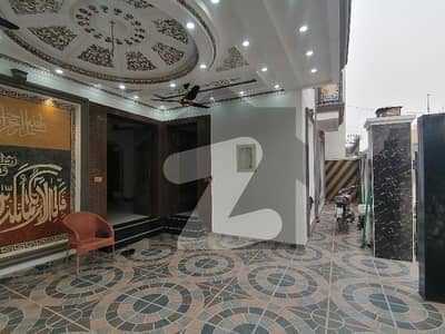 Looking For A House In LDA Avenue