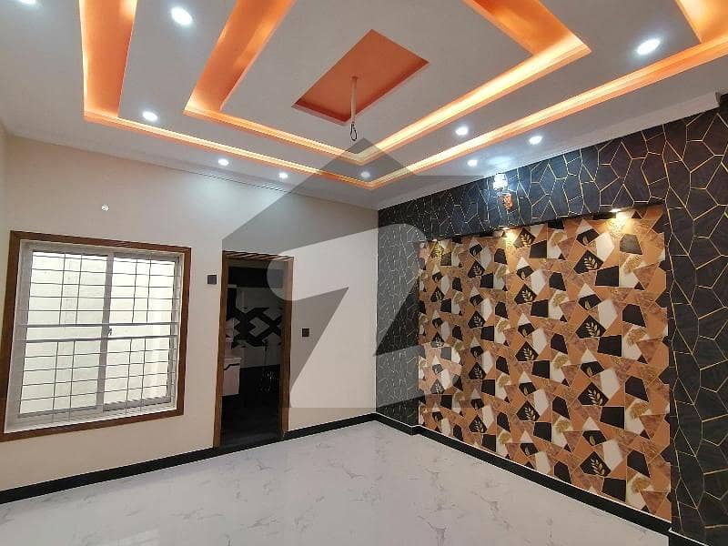 House For sale In LDA Avenue House For sale In LDA Avenue