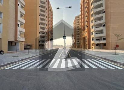 Buy A Centrally Located Prime Location 2480 Square Feet Flat In Askari 5 - Sector J