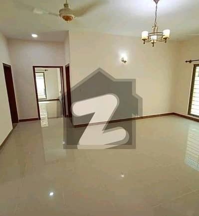 عسکری 5 - سیکٹر ایچ عسکری 5,ملیر کنٹونمنٹ,کینٹ,کراچی میں 5 کمروں کا 17 مرلہ مکان 10.5 کروڑ میں برائے فروخت۔