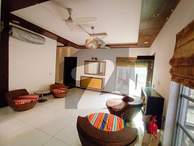 1 KANAL UPPER PORTION AVAILABLE FOR RENT IN DHA PHASE 5