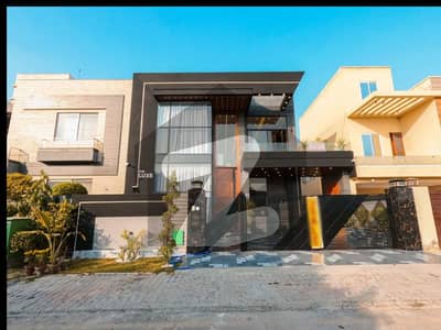 بحریہ ٹاؤن ۔ غزنوی بلاک بحریہ ٹاؤن ۔ سیکٹر ایف,بحریہ ٹاؤن,لاہور میں 5 کمروں کا 10 مرلہ مکان 4.9 کروڑ میں برائے فروخت۔ بحریہ ٹاؤن ۔ غزنوی بلاک بحریہ ٹاؤن ۔ سیکٹر ایف,بحریہ ٹاؤن,لاہور میں 5 کمروں کا 10 مرلہ مکان 4.9 کروڑ میں برائے فروخت۔