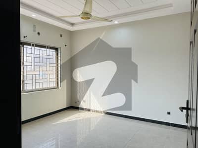 ایم پی سی ایچ ایس ۔ بلاک ایف ایم پی سی ایچ ایس ۔ ملٹی گارڈنز,بی ۔ 17,اسلام آباد میں 5 کمروں کا 5 مرلہ مکان 1.0 لاکھ میں کرایہ پر دستیاب ہے۔