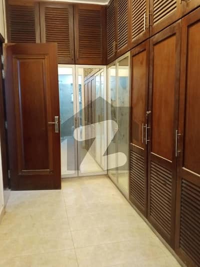 One Kanal Luxury House For Rent In Sarwar Road Cantt