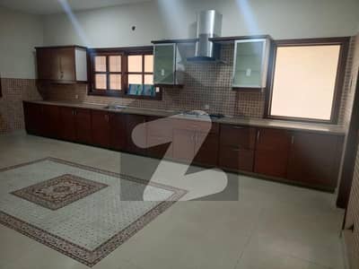 ڈی ایچ اے فیز 6 ڈی ایچ اے ڈیفینس,کراچی میں 6 کمروں کا 2 کنال مکان 8.25 لاکھ میں کرایہ پر دستیاب ہے۔