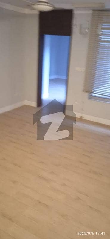 One Kanal Luxury Upper Portion For Rent In Main Cantt Lahore