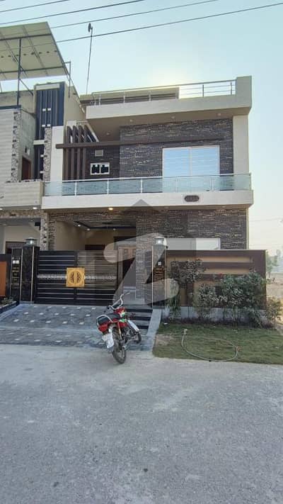 5 Marla Beautiful House for Sale in E-Block, Central Park Lahore