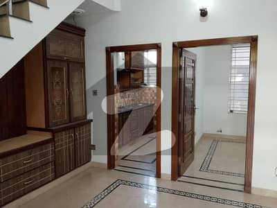 Luxury 4 Marla Full House Is Available For Rent In D-12/1