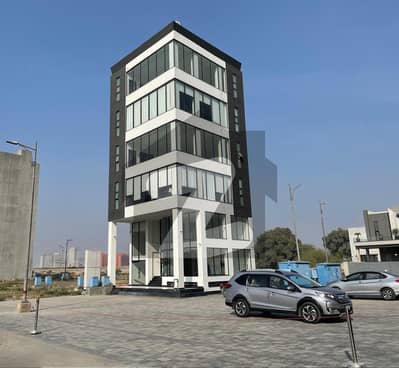 ڈی ایچ اے فیز 8 ڈیفنس (ڈی ایچ اے),لاہور میں 4 مرلہ عمارت 1.3 لاکھ میں کرایہ پر دستیاب ہے۔