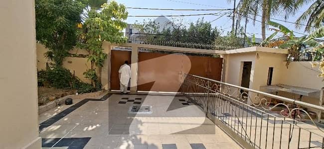 ڈی ایچ اے فیز 6 ڈی ایچ اے ڈیفینس,کراچی میں 4 کمروں کا 1 کنال زیریں پورشن 2.8 لاکھ میں کرایہ پر دستیاب ہے۔ ڈی ایچ اے فیز 6 ڈی ایچ اے ڈیفینس,کراچی میں 4 کمروں کا 1 کنال زیریں پورشن 2.8 لاکھ میں کرایہ پر دستیاب ہے۔