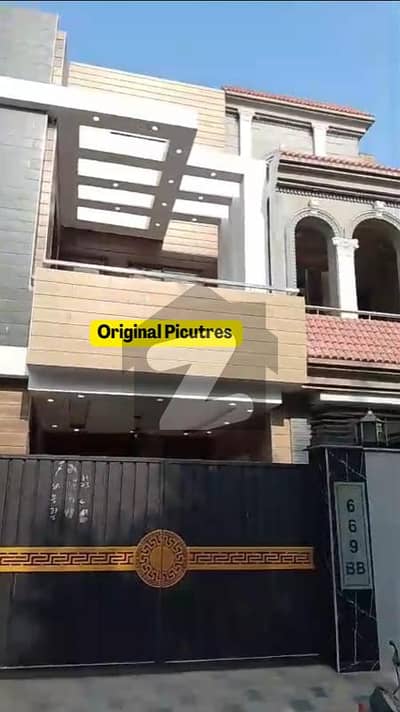 بحریہ ٹاؤن ۔ بلاک بی بی بحریہ ٹاؤن سیکٹرڈی,بحریہ ٹاؤن,لاہور میں 3 کمروں کا 5 مرلہ مکان 1.1 لاکھ میں کرایہ پر دستیاب ہے۔